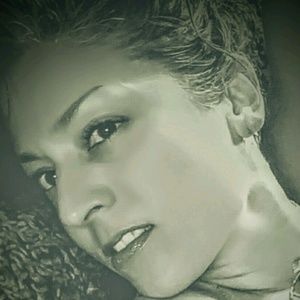 Meet your Posher, Karena